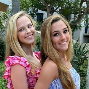 Meet your Posher, Caroline